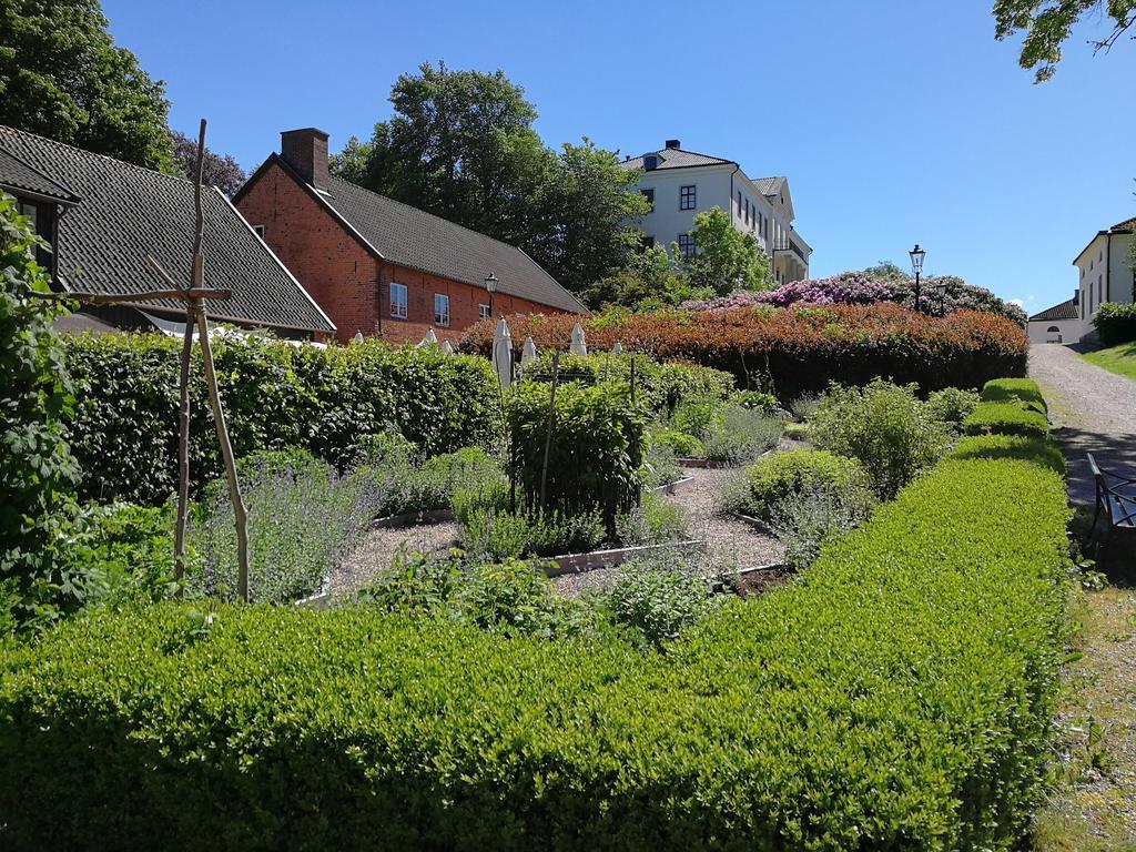 Naeaes Slott Floda (Lerum) Exterior foto