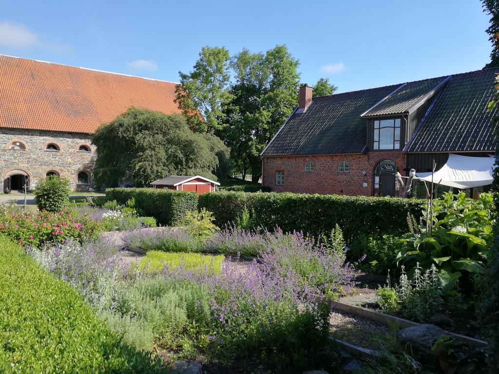 Naeaes Slott Floda (Lerum) Exterior foto